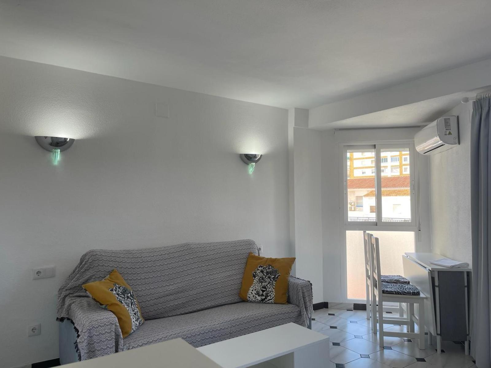 Terrasol Estudios Plazamar Torre Del Mar Exterior photo